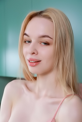 Elfiolla Her Perky Breasts And Perfect Bottom An Invigorating Sight