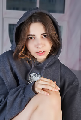 Goddess Naked Teen Elle Mira