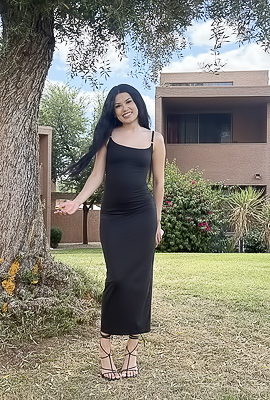 Lusty Camila Sex Toying In A Car
