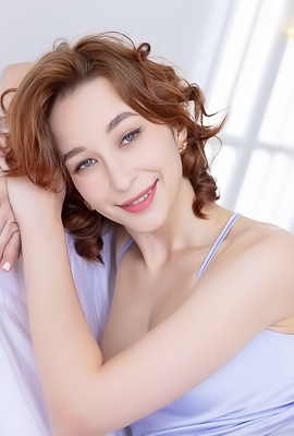 Curly Rea Ready Masturbating