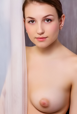 Isabele Sexy Beauty Ready To Get Naked