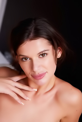 Tight Pussy Babe Asandra Dewy