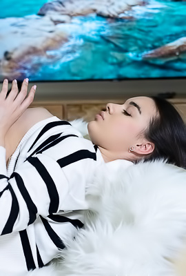 Sola Dangles Her Feet While Dominating You On This Chair