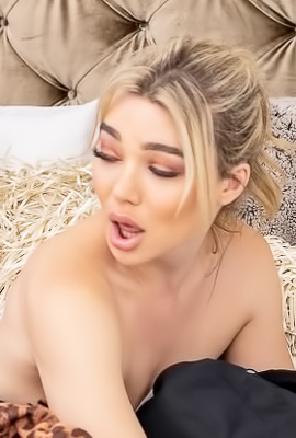 Wet Heat Explodes as Erin Everheart Surrenders
