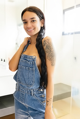 Sexy Artist