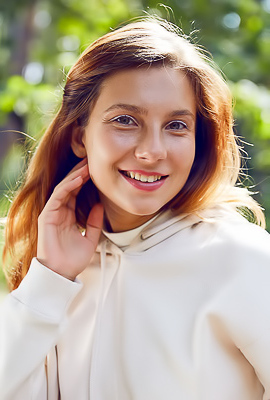 Belka Her Gorgeous Big Breasts Jiggling In The Sunshine