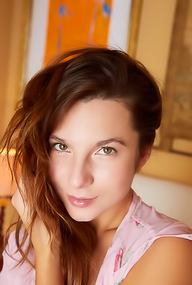 Belka Rolling Around On The Bed To Flaunt Her Curvaceous Booty