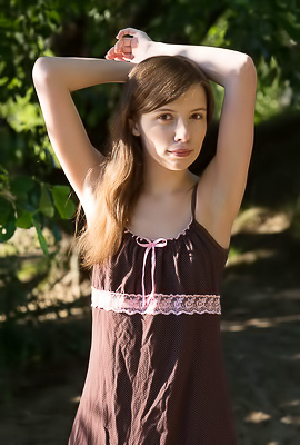 Jemma A Gives A Hot Outdoors Fantastic Striptease